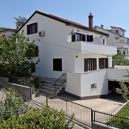 Apartments And Rooms With Parking Space Selce, Crikvenica - 2362 Luaran gambar