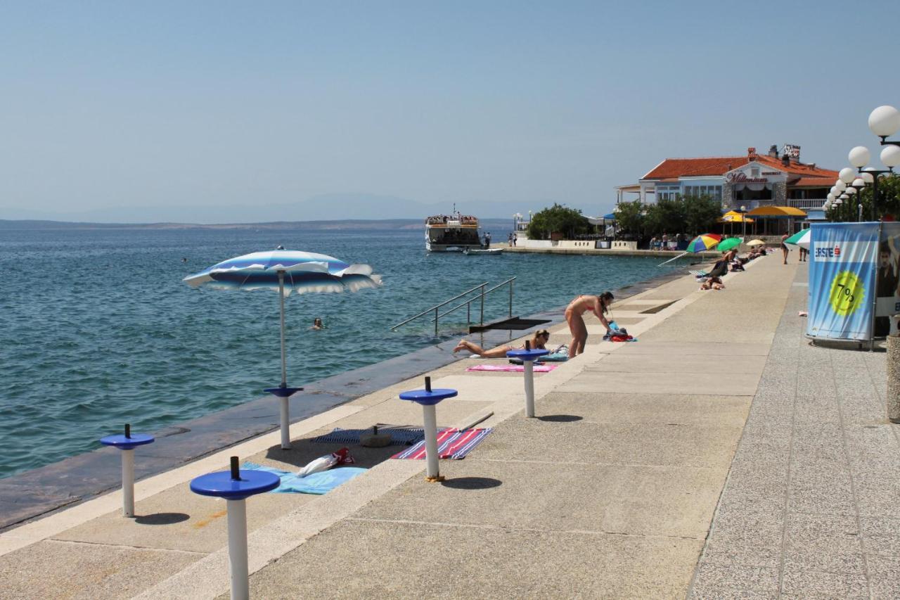 Apartments And Rooms With Parking Space Selce, Crikvenica - 2362 Luaran gambar