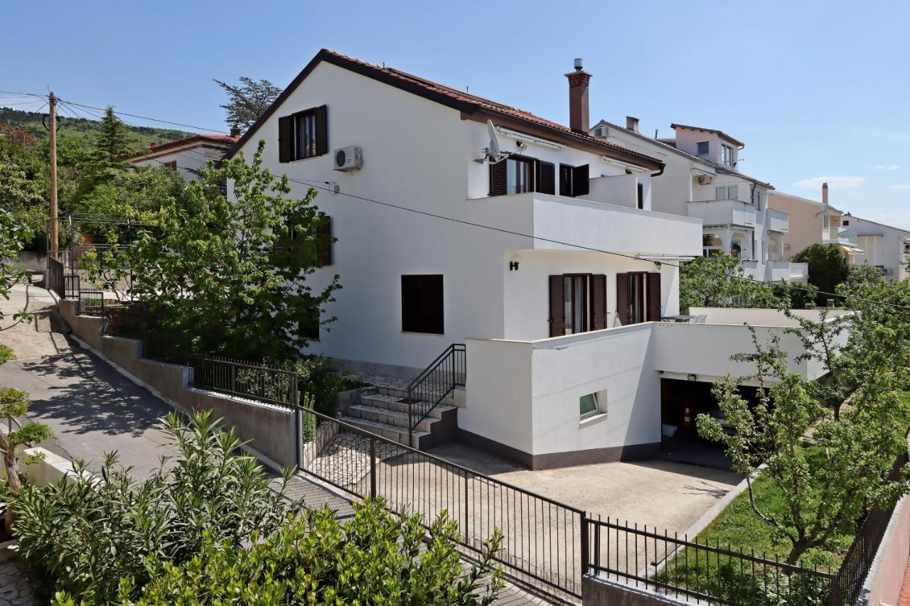 Apartments And Rooms With Parking Space Selce, Crikvenica - 2362 Luaran gambar