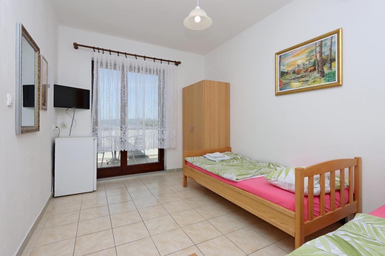 Apartments And Rooms With Parking Space Selce, Crikvenica - 2362 Luaran gambar