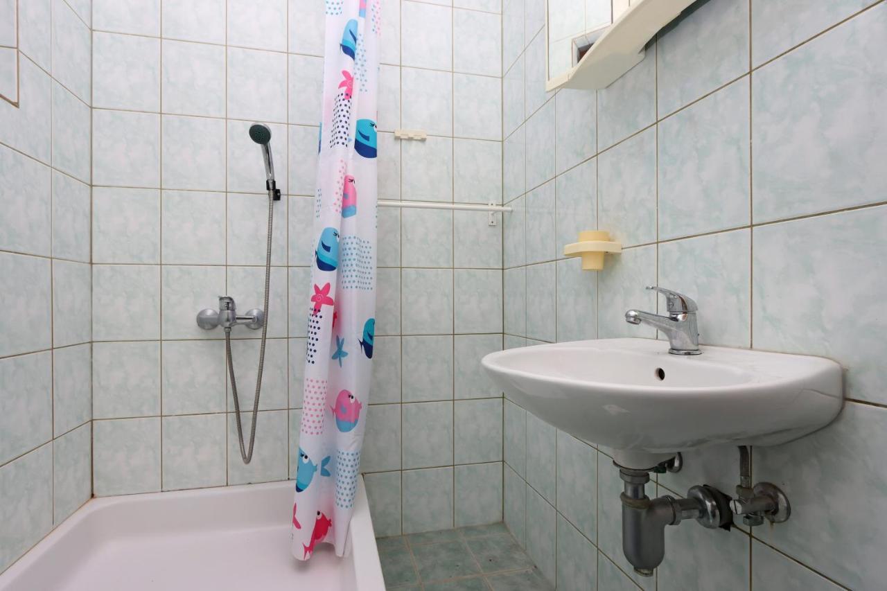 Apartments And Rooms With Parking Space Selce, Crikvenica - 2362 Luaran gambar