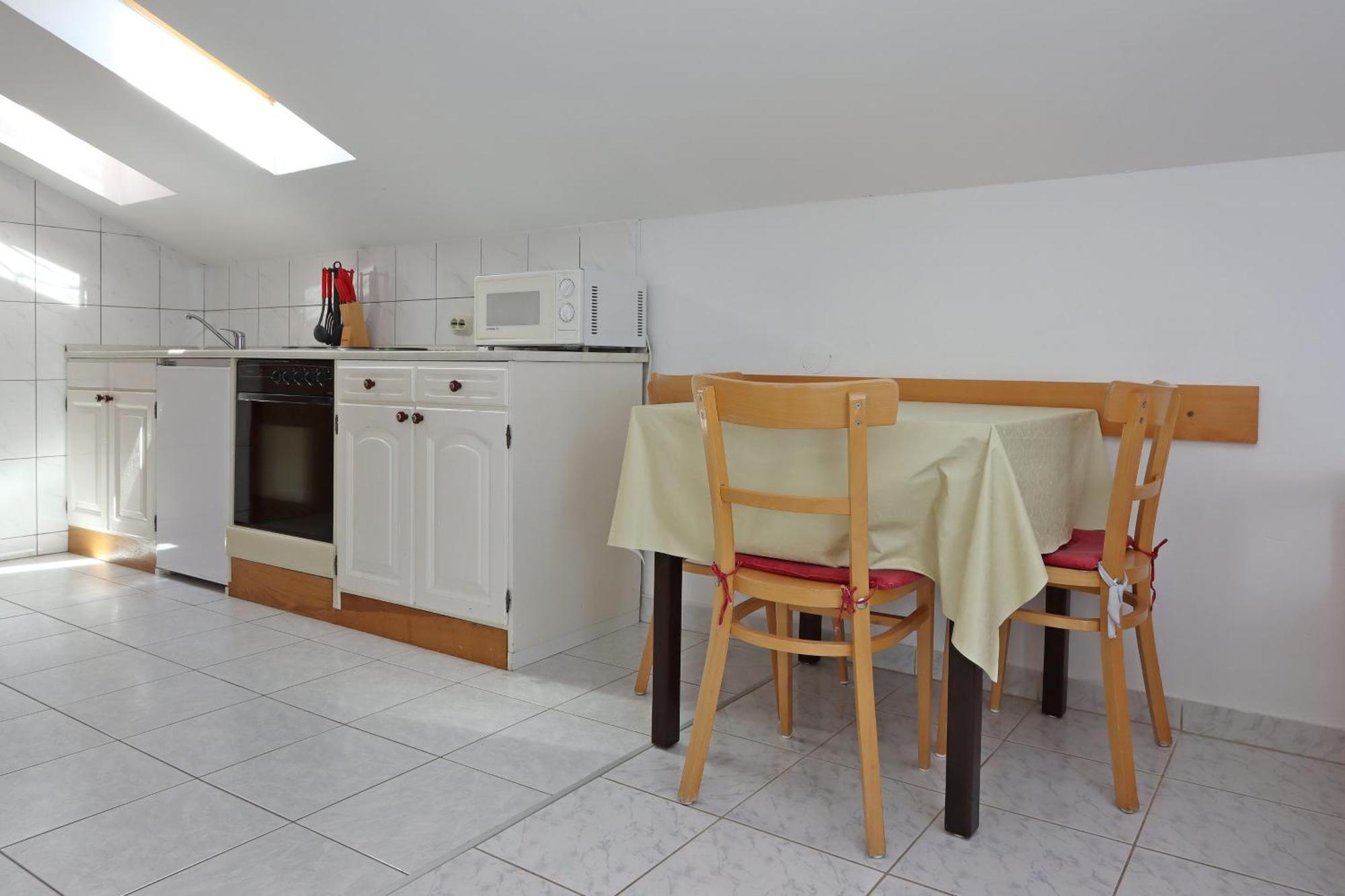 Apartments And Rooms With Parking Space Selce, Crikvenica - 2362 Bilik gambar